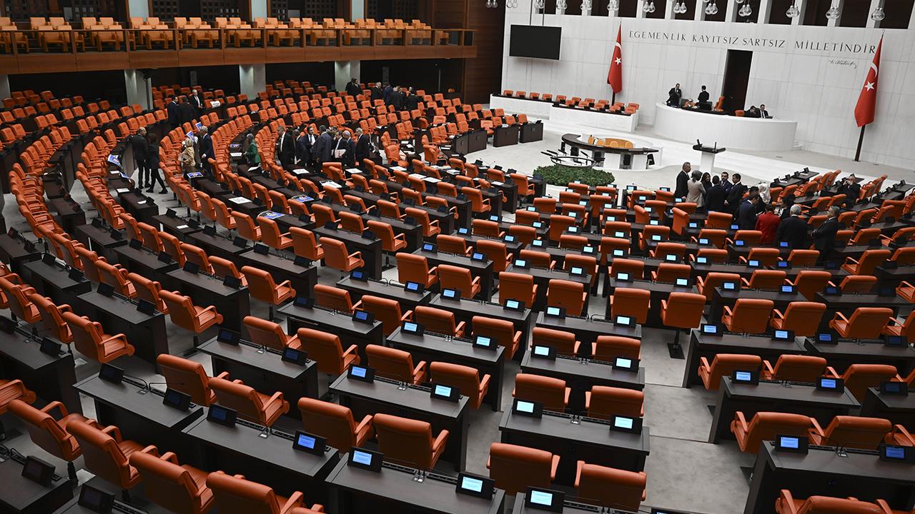 Ev Hanımlarına Emeklilik ve Kreş Desteği Teklifi