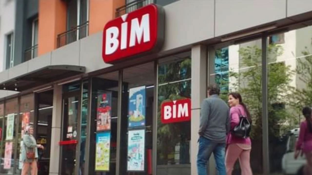 BİM’de Hijyen İndirimi Kapıyı Açtı: Tuvalet Kağıdı, Deterjan ve Bebek Bezinde Fiyatlar Düştü