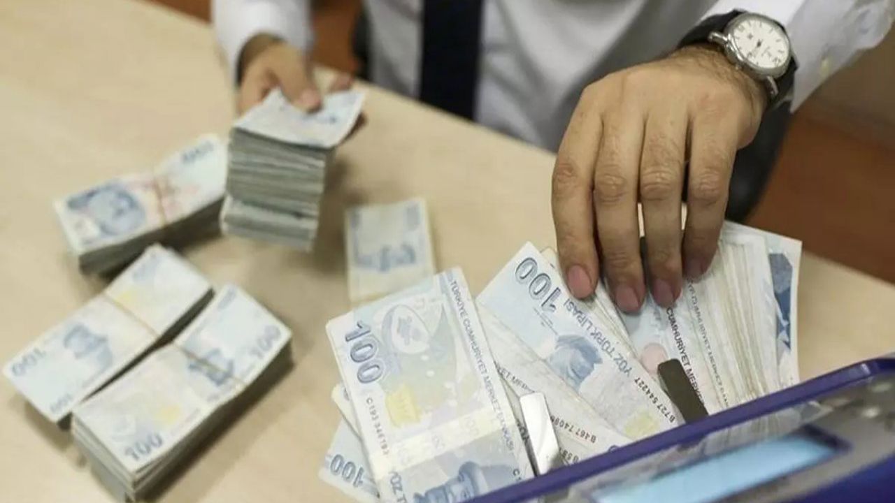 Dar Gelirliye 12 Bin TL Vatandaşlık Maaşı Geliyor